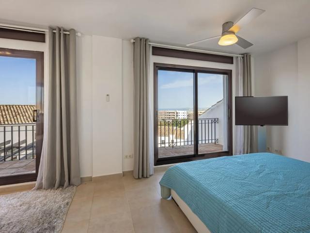 Altos de los Monteros Penthouse