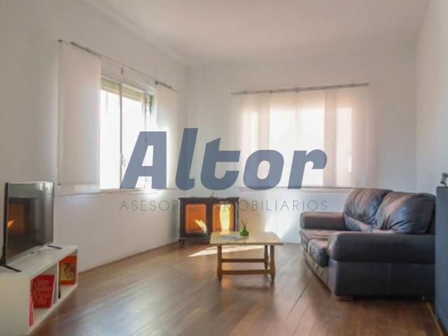 ALTOR ASESORES ALQUILA PISO EN CALLE MESON DE PAREDES, LAVAPIES EMBAJADORES. Piso en alquiler en Madrid Centro