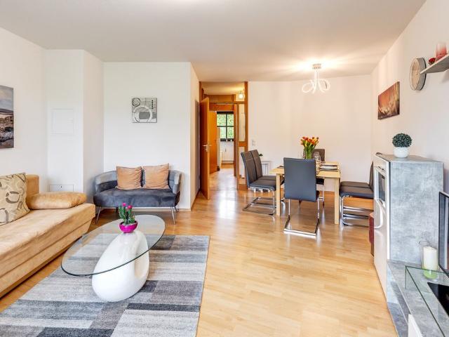 Altperlach: sunny 2 room apartment with loggia for rent