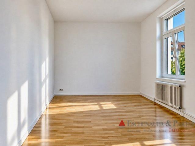 Altstadtjuwel mit Schloßblick 2 Zimmer Wohnung mit Einbauküche im Altbau