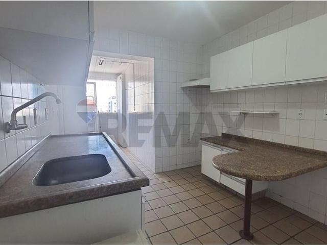 Aluga ap 74m², 3 quartos, 1 suíte, 1 garagem, próximo ao mar, Candeias, Jaboatão