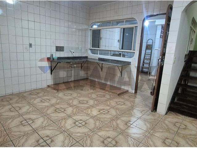 ALUGA CASA 3 QUARTOS QNP 14 COM AREA GOURMET