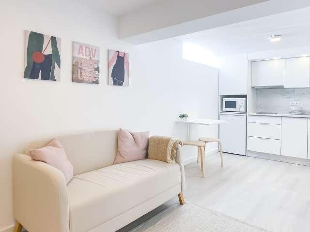 Aluga se apartamento T1 em Cascais