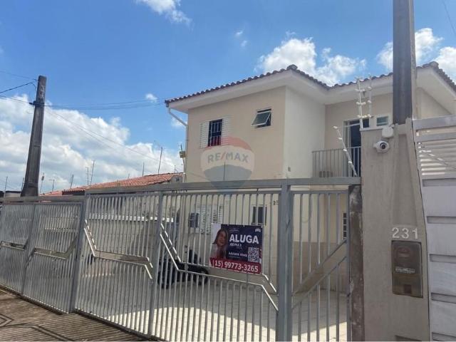Aluga se apartamento térreo no Jardim Agenor!
