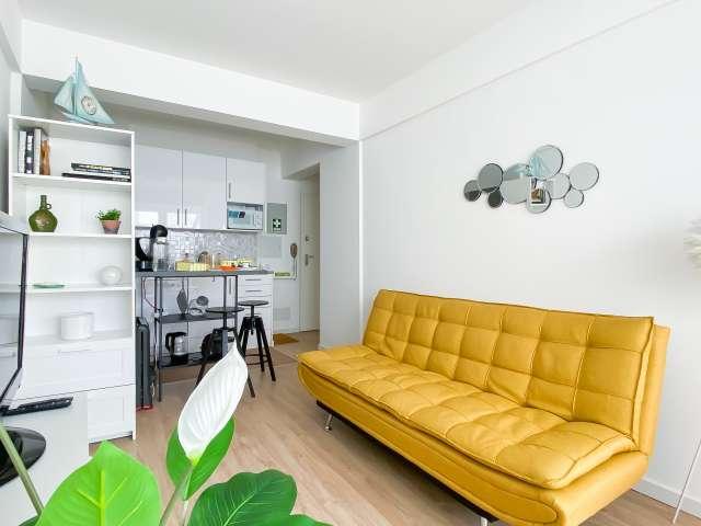Aluga se apartamento de 1 quarto em Paço De Arcos, Lisboa