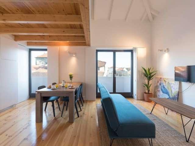 Aluga se apartamento de 1 quarto no Bolhão, Porto