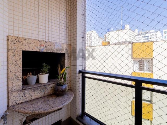 Aluga se apto R. Dr. Brasilio Machado 421 ap 131, 208m2, 4 quartos 3 suites, 3 vagas R$ 17.000,00