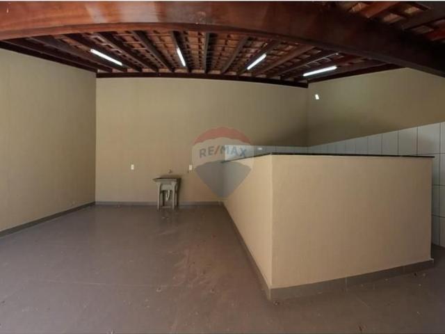 Aluga Se Casa no Jardim Cawbuhy com 2 dormitorios