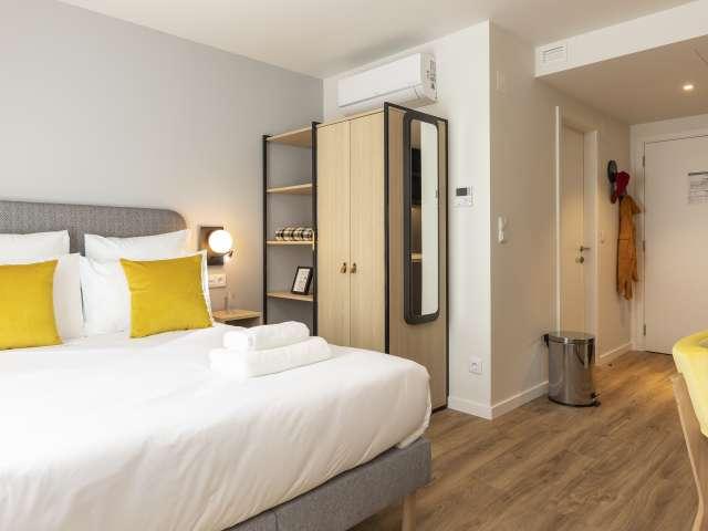 Alugam se quartos numa residência na Ajuda, Lisboa