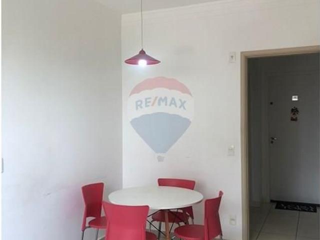 Alugo apartamento com 2 dormitórios e clube completo no Campolim