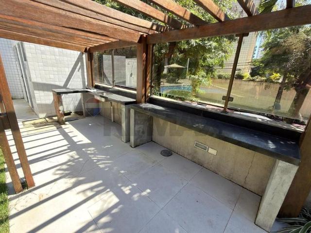 Alugo apartamento com quatro quartos, lazer completo e reformado no Parnamirim, Recife
