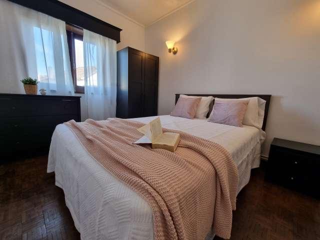 Alugo apartamento de 4 quartos em Coimbra
