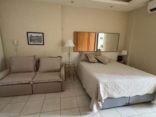 Alugo apartamento mobiliado confortavel junto metro Faculdades
