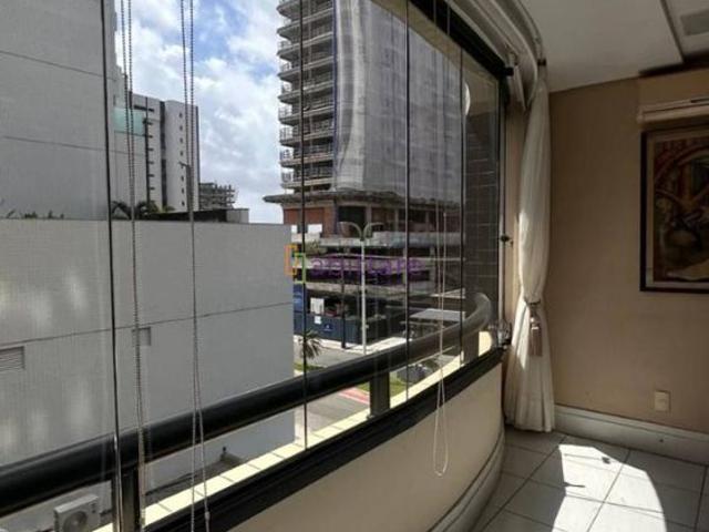 Alugo apartamento mobiliado no Edifício Ponta D'areia 3 quartos, 2 suítes