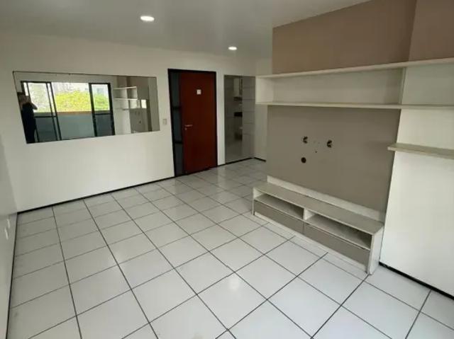 Alugo apartamento na ponta do farol