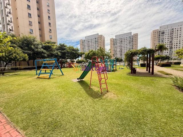 Alugo apartamento no condominio Brisas de 3 quartos 2 suítes Altos do Calhau