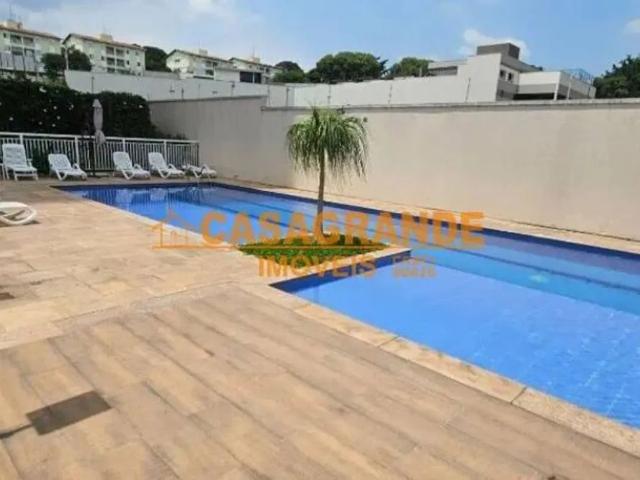 Alugo apartamento no condomínio Rossi montês vila industrial