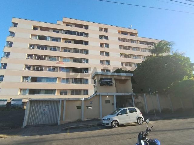 Alugo Apartamento no Edf. Tropical | Parreão, Fortaleza