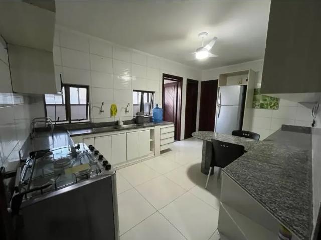 Alugo apartamento no renascença com 4 quartos