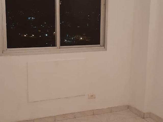 Alugo apto, 2 quartos, piscina, brinquedos, e com excelente vista