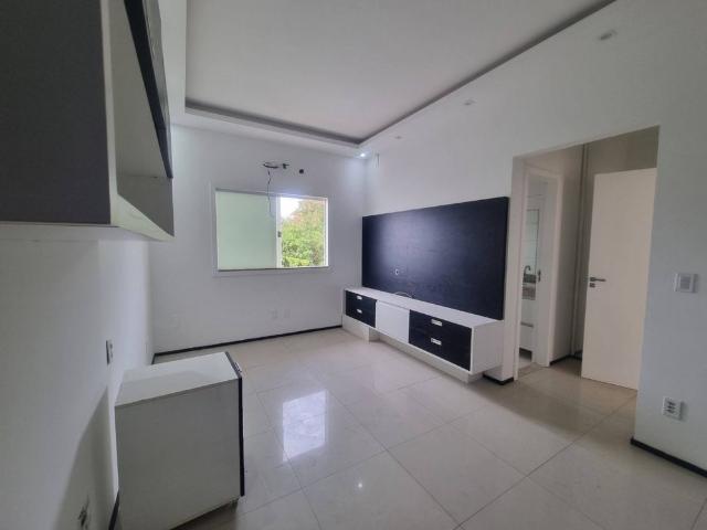 Alugo: Casa no Condomínio Interlagos 04 Suítes