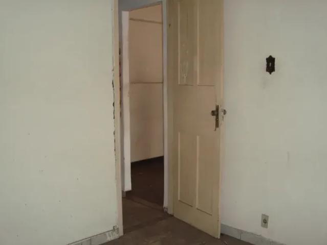 Alugo casa comercial em Nova Iguaçu