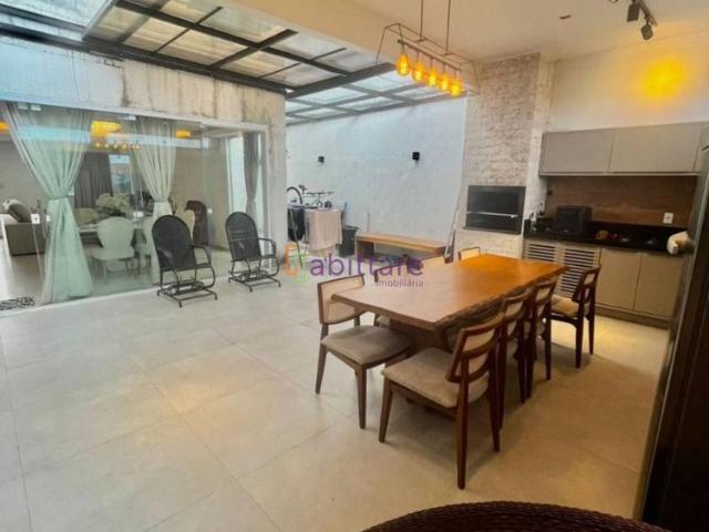 Alugo casa de 150m² no Portal do Araçagy III mobiliada 4 suítes