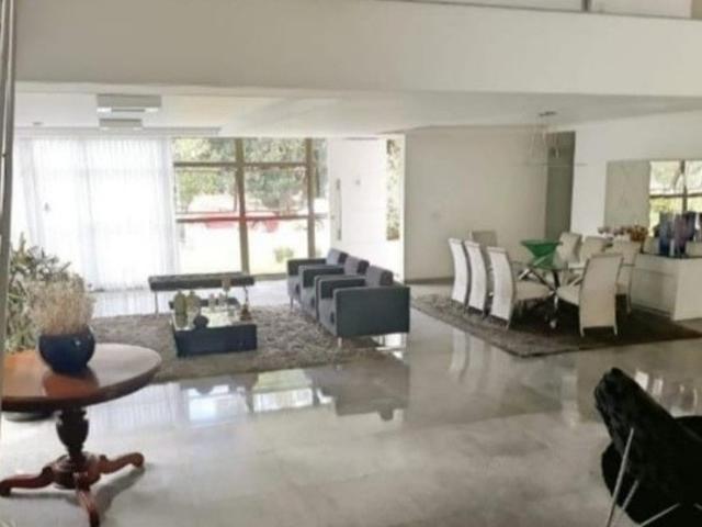 Alugo casa em Aldeia em condomínio km 13