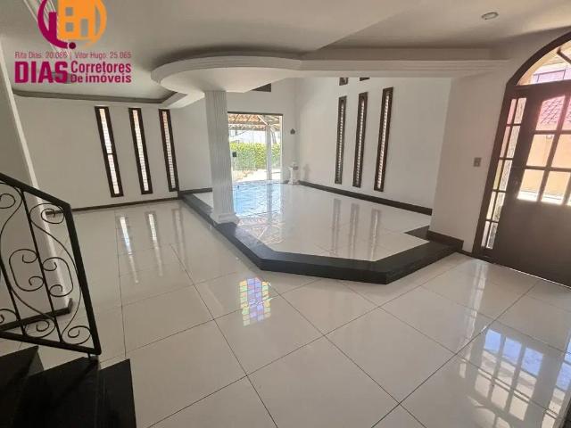 Alugo em oportunidade Casa Duplex com piscina privativa, 4/4, 3 suítes, quarto térreo, garagem Vilas do Atlântico Lauro de Freitas/BA