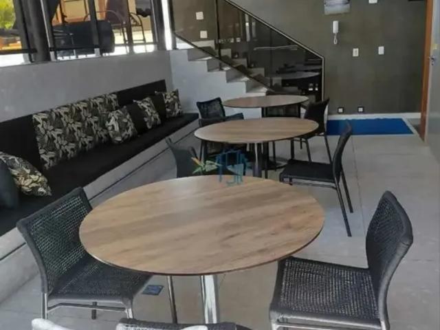 Alugo excelente apartamento mobiliado em Cabo Branco, 02 quartos, R$ 5.000,00