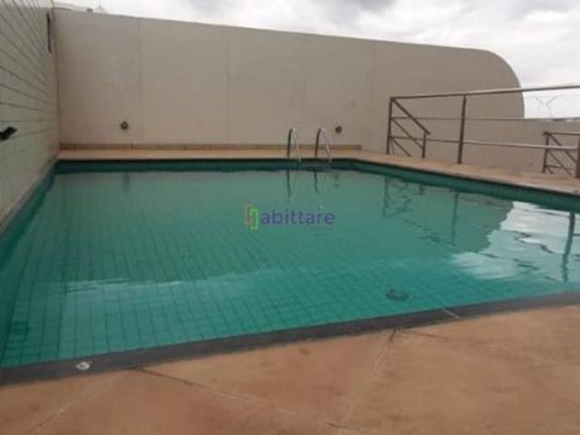 Alugo Flat com 1 quarto no Edfício Biarritz Na entrada da Litorânea