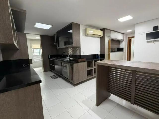 Alugo no Solar da Villa 03 suites Adrianopolis Semi mobiliado