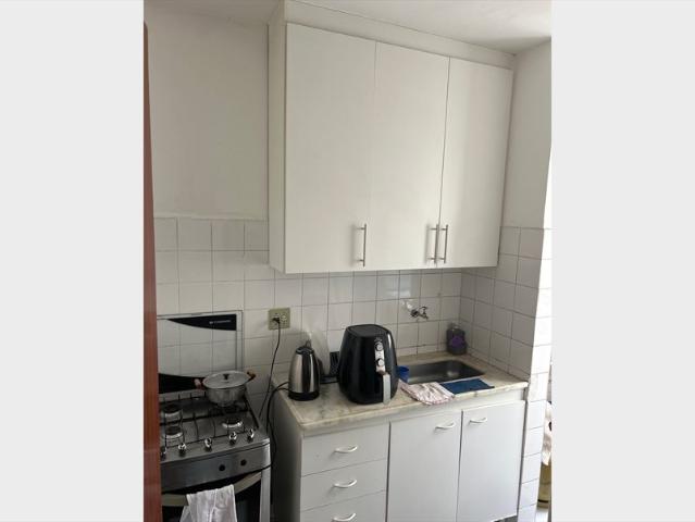 Alugo quarto