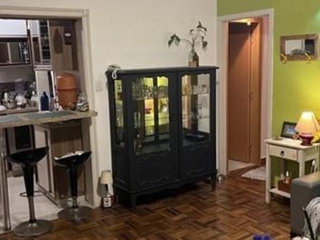 Alugo quarto