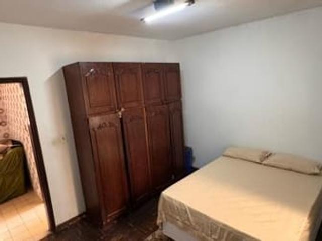 ALUGO QUARTO BAIRRO AGUA BRANCA