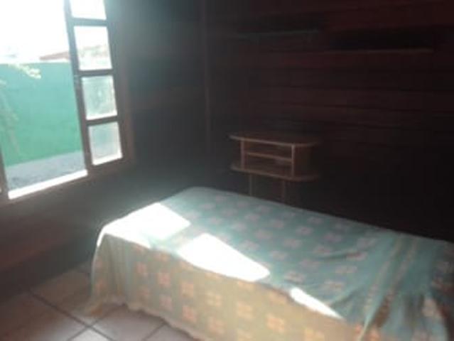 Alugo quarto de solteiro no Campeche