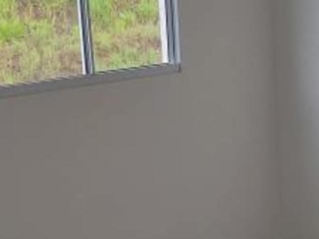 Alugo Quarto em Apartamento feminino