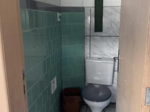 Alugo quarto em apartamento mobiliado