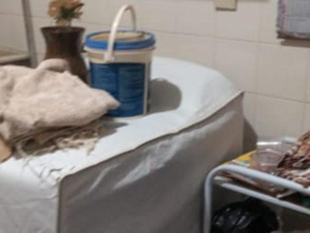 Alugo quarto em residência