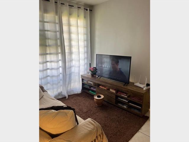 Alugo quarto em residencial com tudo incluso