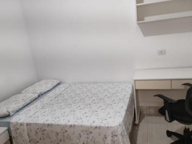 Alugo quarto individual