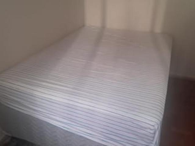 Alugo quarto moniliado no Funcionários