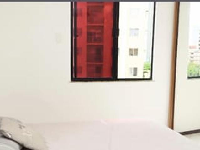 Alugo quarto para estudante