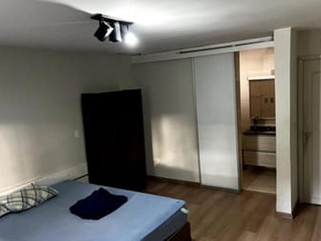 Alugo Suíte Individual na Asa Sul