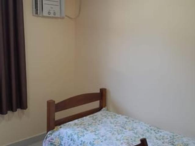 Alugo suíte mobiliada
