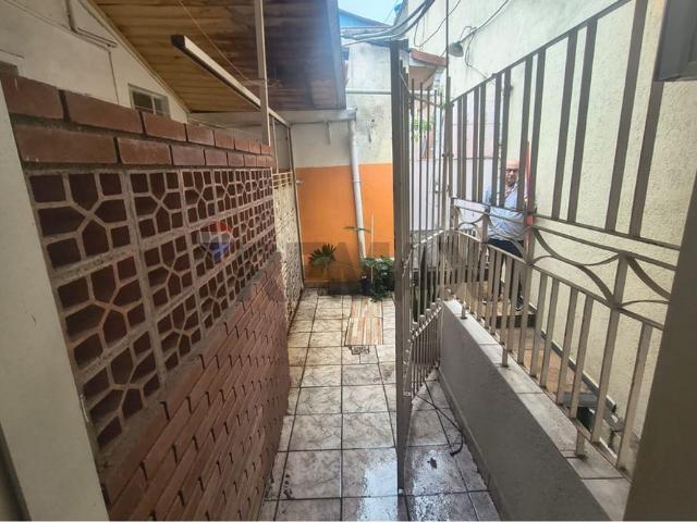 Alugue: Casa na Freguesia do Ó