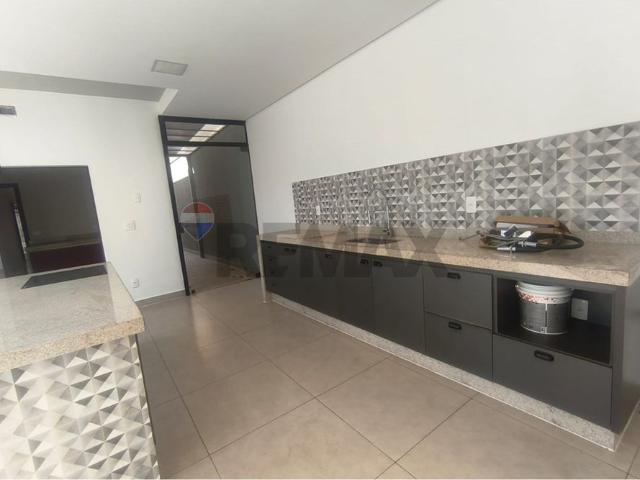 Alugue Sua Casa dos Sonhos no Jardim Centenário