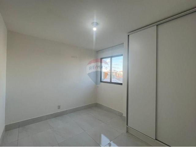 Aluguel anual apartamento todo projetado com 2 quartos no bairro do Bela Vista