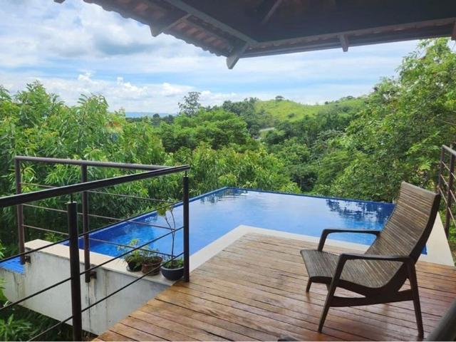 Aluguel Casa alto padrão com vista mar, em Ilhabela, SP