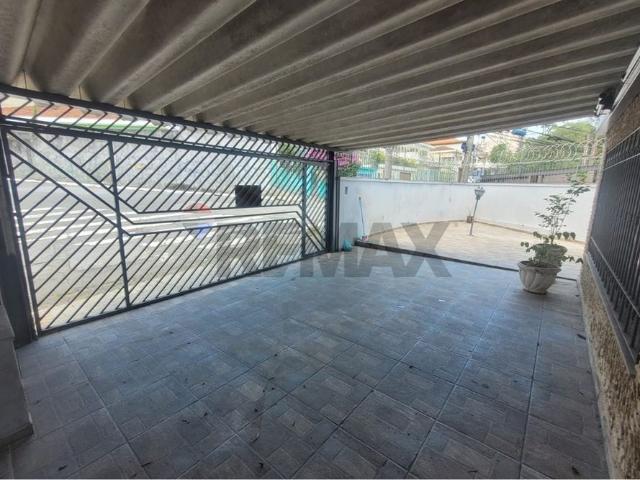 Aluguel: Casa Moderna e Espaçosa em São Paulo